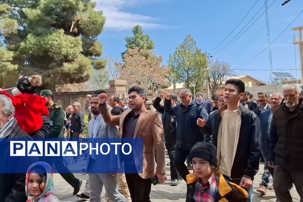 حضور پرشور مردم در راهپیمایی روز قدس در فریمان