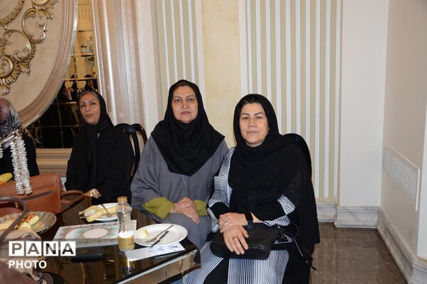 مراسم بزرگداشت و تکریم مقام و منزلت معلمان چهاردانگه