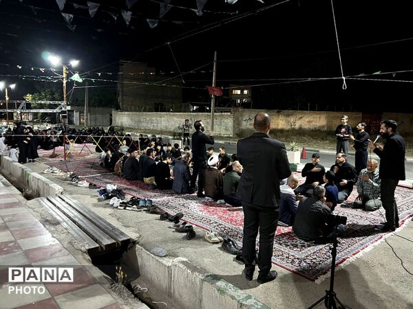شور حسینی در شهرک ینگی امام  در شب اول محرم 
