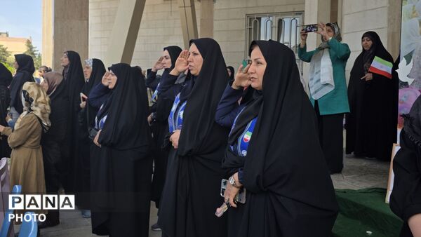 هم صدا با دختران شهید مینابی در روز دختر
