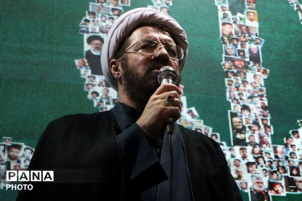 استقبال گرم مردم شهرستان قرچک،از سخنران برجسته کشوری
