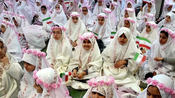 جشن بهار بندگی و موهبت مکلف شدن دختران دانش‌آموز منطقه پردیس