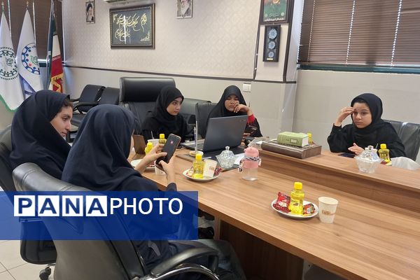  برگزاری کارگاه نو راوی مهر در سازمان  دانش‌آموزی استان فارس 