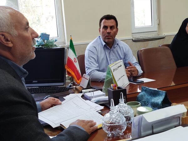 جلسه مدیران پروژه‌های نهضت توسعه عدالت در فضاهای آموزشی در فاروج
