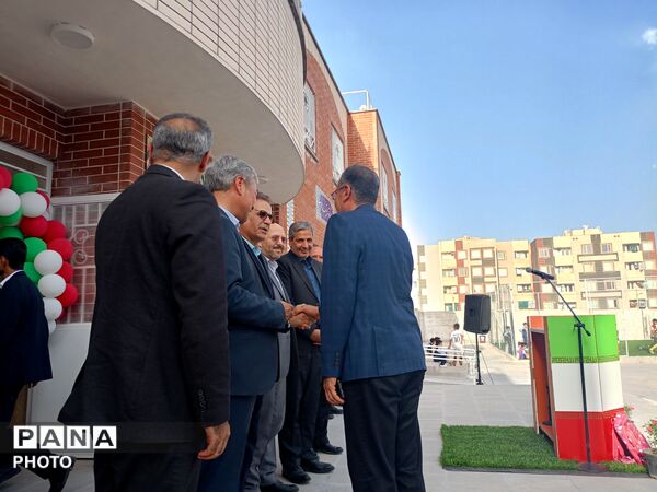 افتتاح مدرسه شهید رئیسی در کاشمر