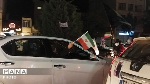سی شب بلوار فضل میزبان رژه ماشینی شد 