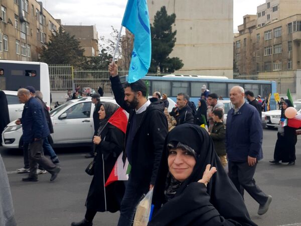 حضور حماسی منطقه ۵ در راهپیمایی ۲۲ بهمن
