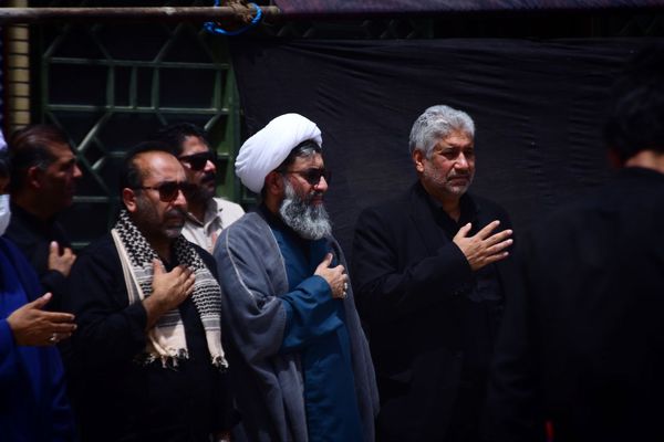 زابل در ماتم حسین؛ گلزار شهدا شهرستان زابل میزبان اشک و شور عزاداران حسینی