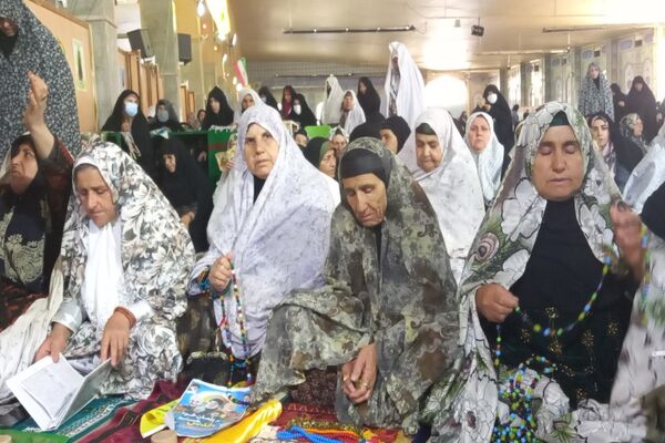اقامه آخرین نماز جمعه ماه مبارک رمضان با حضور چشمگیر مردم یاسوج