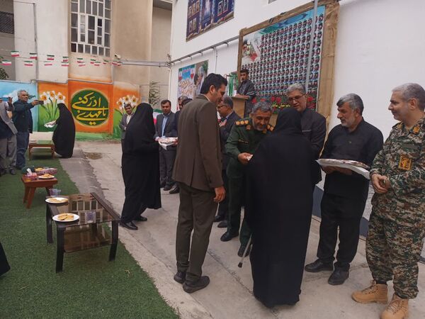 هفته دفاع مقدس سند افتخار ایران اسلامی و تداوم راه شهدا