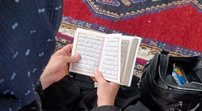 آیین معنوی سفره حضرت قاسم (ع) با حضور پرشور ارادتمندان در مسجد امام رضا (ع) نظرآباد