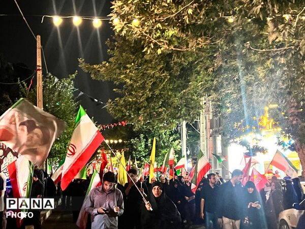 حضور باشکوه مردم کرج در در صدو سی وسومین شب از اجتماعات مردمی 