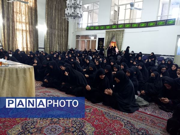 همایش ام‌المقاومه در مدرسه علمیه نرجس(س) در کاشمر