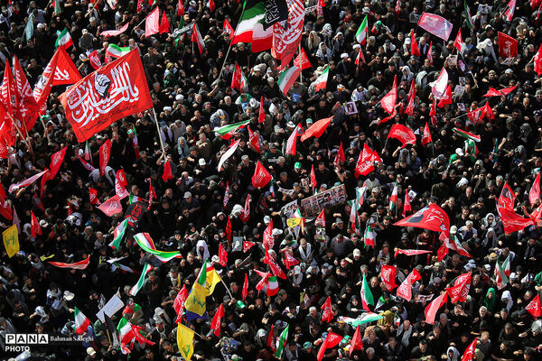 مراسم تشییع پیکر مطهر رهبر شهید انقلاب در تهران - 2