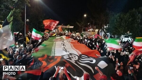 طنین نوای عاشورایی در خیابان امام نیشابور