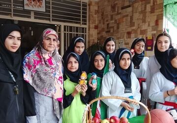 طنین شور و نشاط در حیاط دبیرستان شهید بینایی