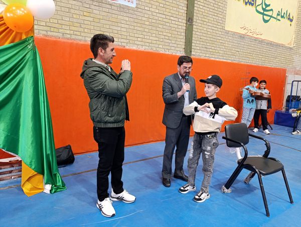 جشن میلاد حضرت علی (ع) در مدرسه معلم آشخانه 