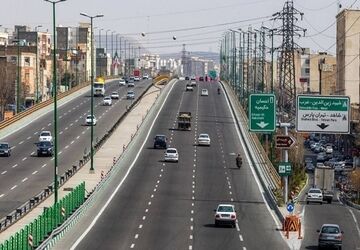 ترافیک عادی و روان در تمامی معابر و بزرگراه‌های پایتخت