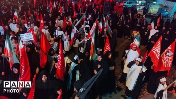 همزمان با سراسر کشور؛ صد و شصت و نهمین شب «بیعت با رهبری» در نورآباد