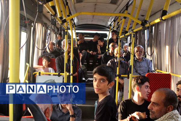 اعزام قشرهای مختلف مردم قم به مراسم سالگرد ارتحال امام(ره)