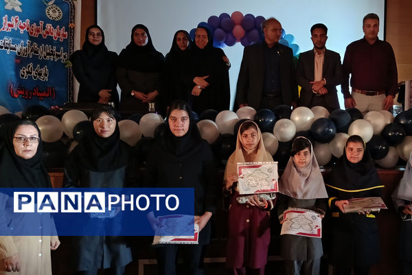 مراسم تجلیل از مقام‌آوران المپیاد رویش ناحیه 4 شیراز