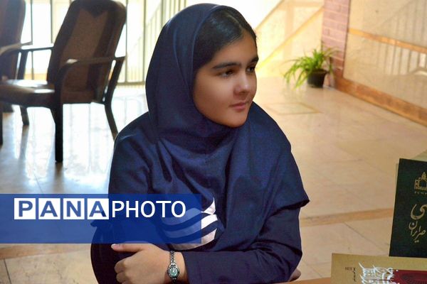 برگزاری کافه ۵۷ در دبیرستان فرهنگ