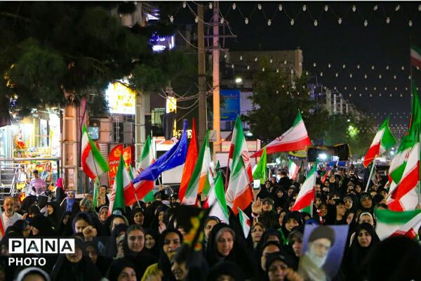 اجتماع بزرگ مردم اندیشه فاز یک با حضور ملت عزیز ایران 