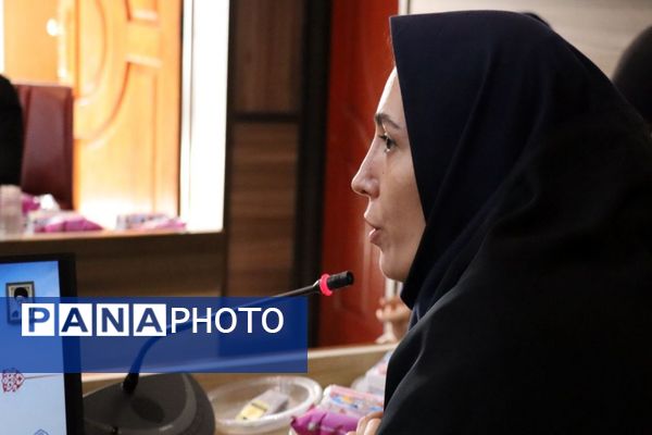 نشست صمیمی فعالین رسانه ای دانش‌آموزان با مدیرعامل خبرگزاری پانا