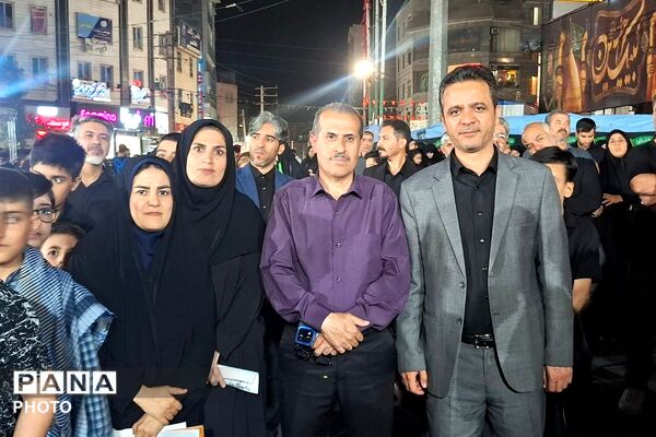  نجوای عشق در میدان قدس؛هم نوایی  دانش‌آموزان با «قاسم» 