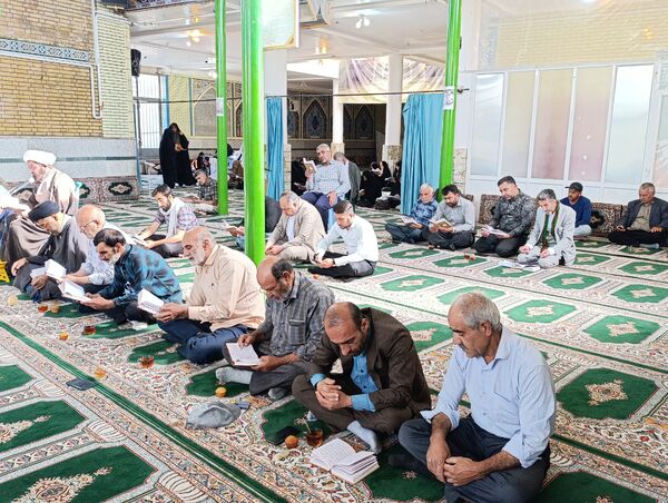 مراسم قرائت دعای ندبه در شهر سفیددشت 