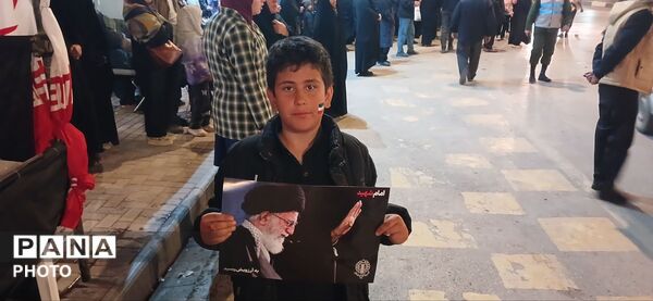 تجمع و راهپیمایی مردم بجنورد برای بیعت با رهبر جدید