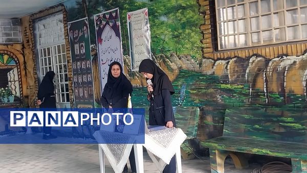 گرامیداشت هفته بسیج دانش آموزی در دبیرستان فیاض 