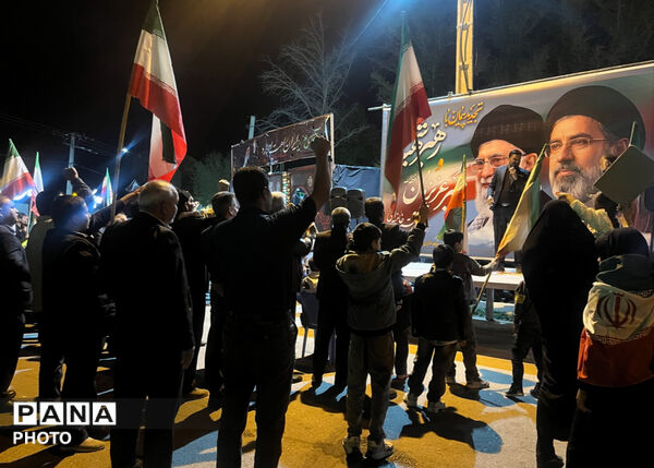برگزاری مراسم بزرگداشت قائد امت در خاتم