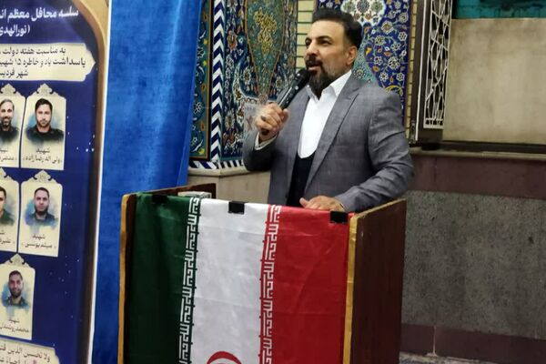 محفل انس با قرآن به‌مناسبت هفته وحدت در مسجد صاحب الزمان(عج) شهرک وحدت شهرستان فردیس