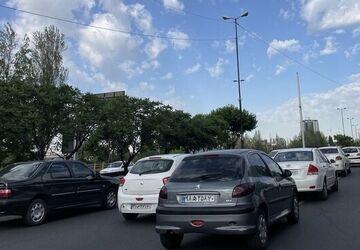 تردد در اکثر معابر و ‌بزرگراه‌های پایتخت سنگین است