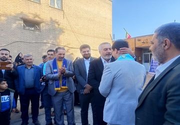 بدرقه دانش‌آموزان پسر  عمره‌گزار عازم سرزمین وحی از خوزستان