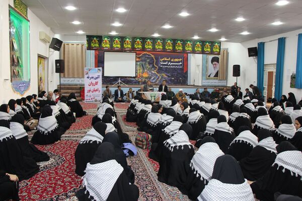 اعزام کاروان راهیان نور دانش‌آموزان سملقان به مناطق عملیاتی جنوب