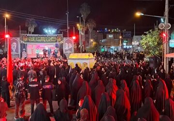 عشق نوجوانان پلدختری به امام حسین در شام غریبان