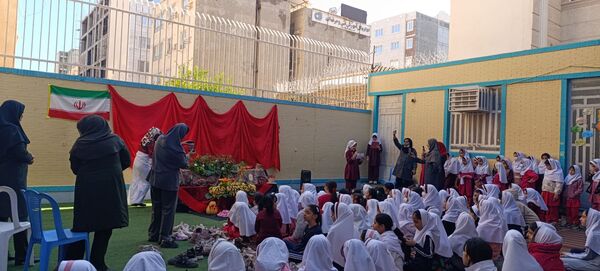 «جشن یلدا» در دبستان مریم  