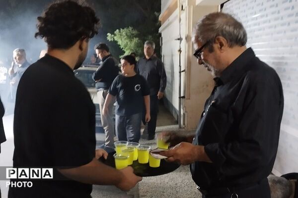  مراسم حزن انگیز شام غریبان در شهرک فرهنگیان شهرستان رباط‌کریم