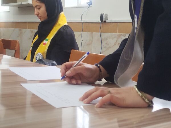 انتخابات شورای دانش‌آموزی در شهرستان فاروج 