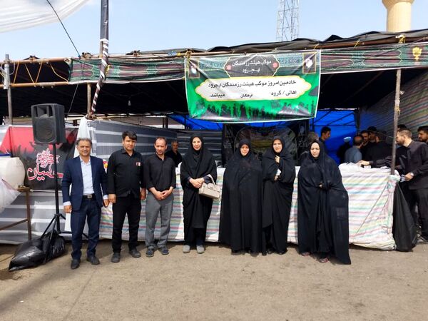 خدمت‌رسانی فرهنگیان و دانش‌آموزان پیشتاز زنجانی در موکب هیات رزمندگان ایجرود