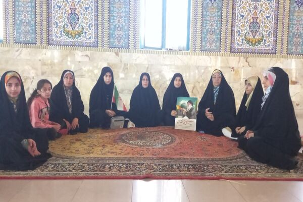 اقامه آخرین نماز جمعه ماه مبارک رمضان با حضور چشمگیر مردم یاسوج