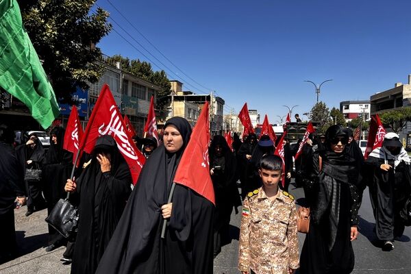 پیاده روی اربعین از میدان سپاه هشتگرد تا امامزاده هادی ینگی امام