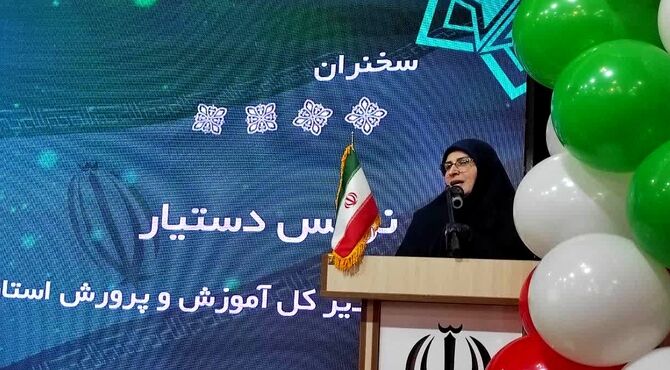 طنین زنگ انقلاب در مدرسه شاهد دختران  ناحیه 2 رشت