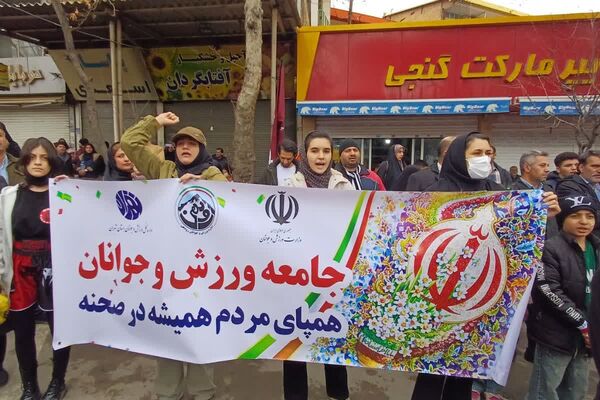 ۲۲بهمن تجلی شور، هیجان، ایستادگی و وطن دوستی در رودهن
