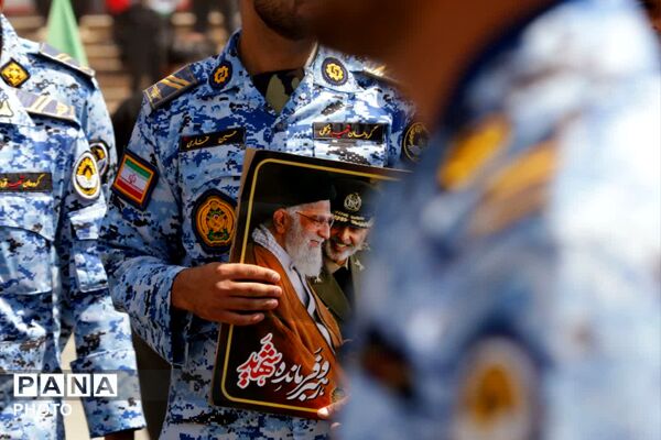 وداع با پیکر مطهر امام شهید در مصلای تهران