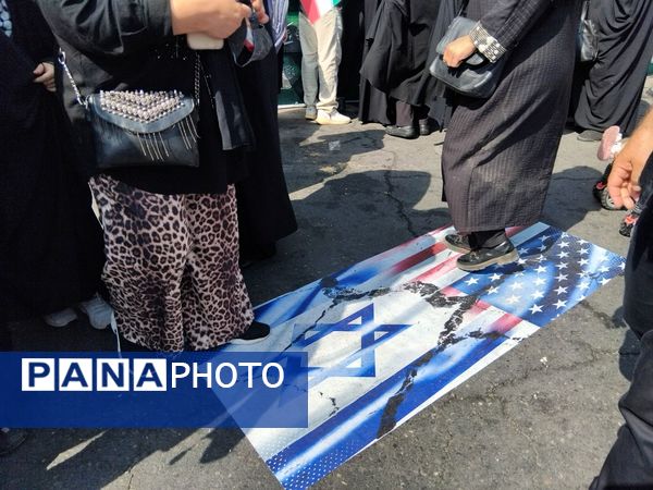 پیاده‌روی جاماندگان اربعین حسینی از مصلی تا میدان شهدای کرج