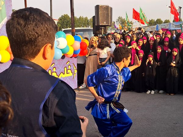 مهمانی پدرانه به‌مناسبت عید غدیر در قائمشهر