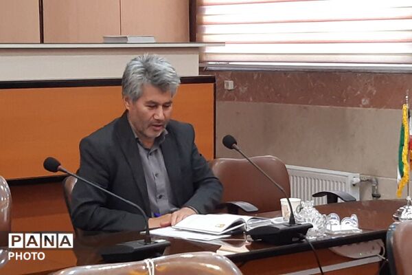 تشکیل کارگروه تخصصی بین دستگاهی نماد در آموزش و پرورش رباط‌کریم